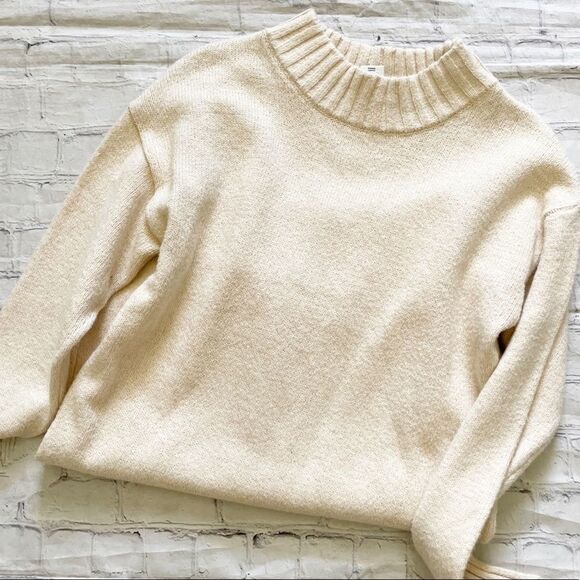 Abound Dresses & Skirts - Abound Light Pink/Cream Long Sleeve Mini Sweater Dress